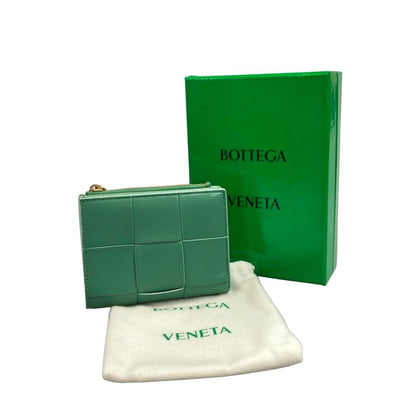 Bottega Veneta Bifold Wallet Maxi Intrecciato Cassette — view 10