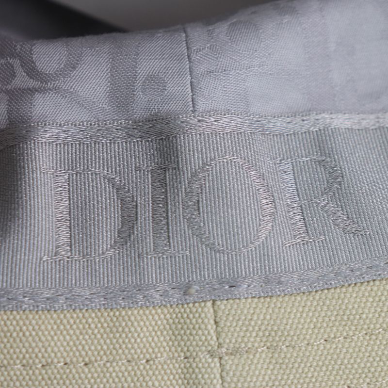  DIOR Homme 293c906i5641 100% Cotton DIOR Logo Embroidered Bucket Hat Beige S