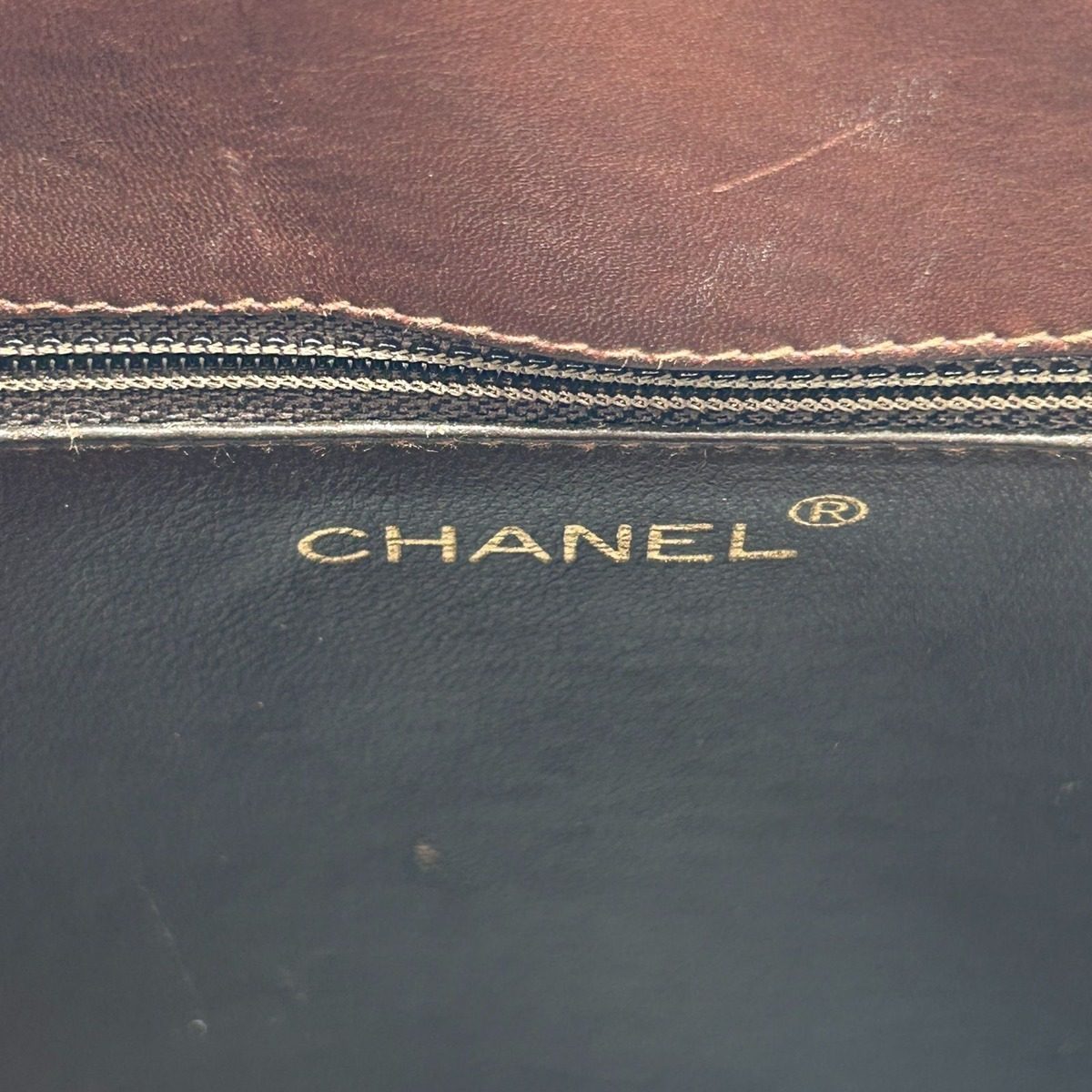 Chanel Tortoiseshell Handle Handbag No 5 — view 15