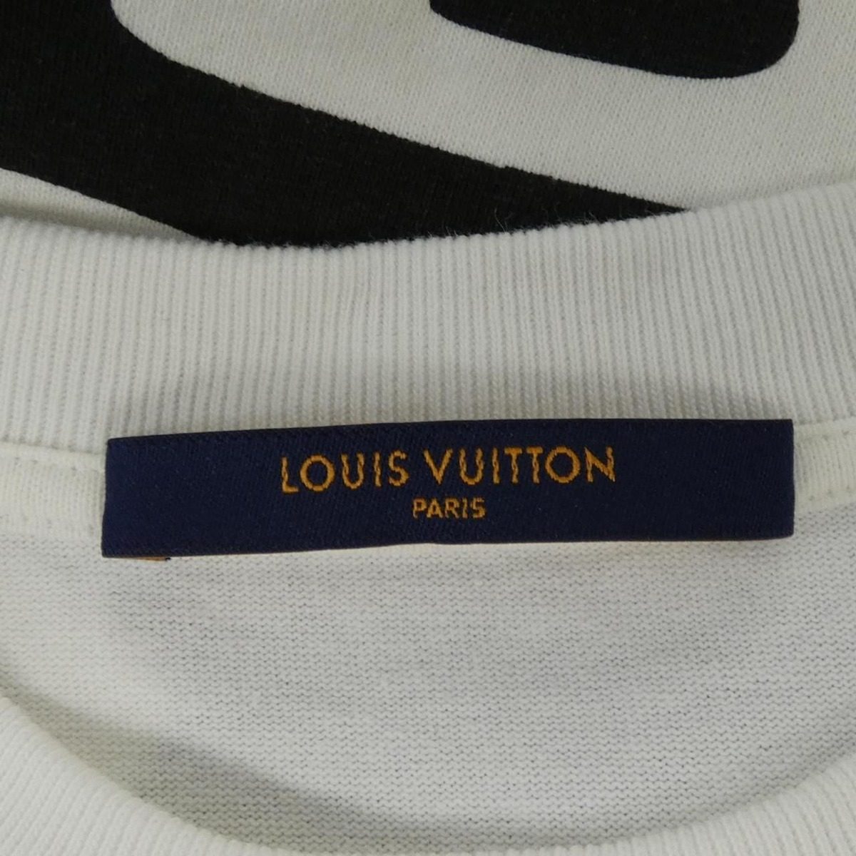 Louis Vuitton LV Smoke Printed T-Shirt — view 4