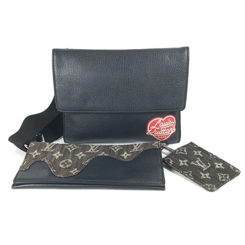 Louis Vuitton Shoulder Bag Trio Pouch M81013 Monogram Denim Black