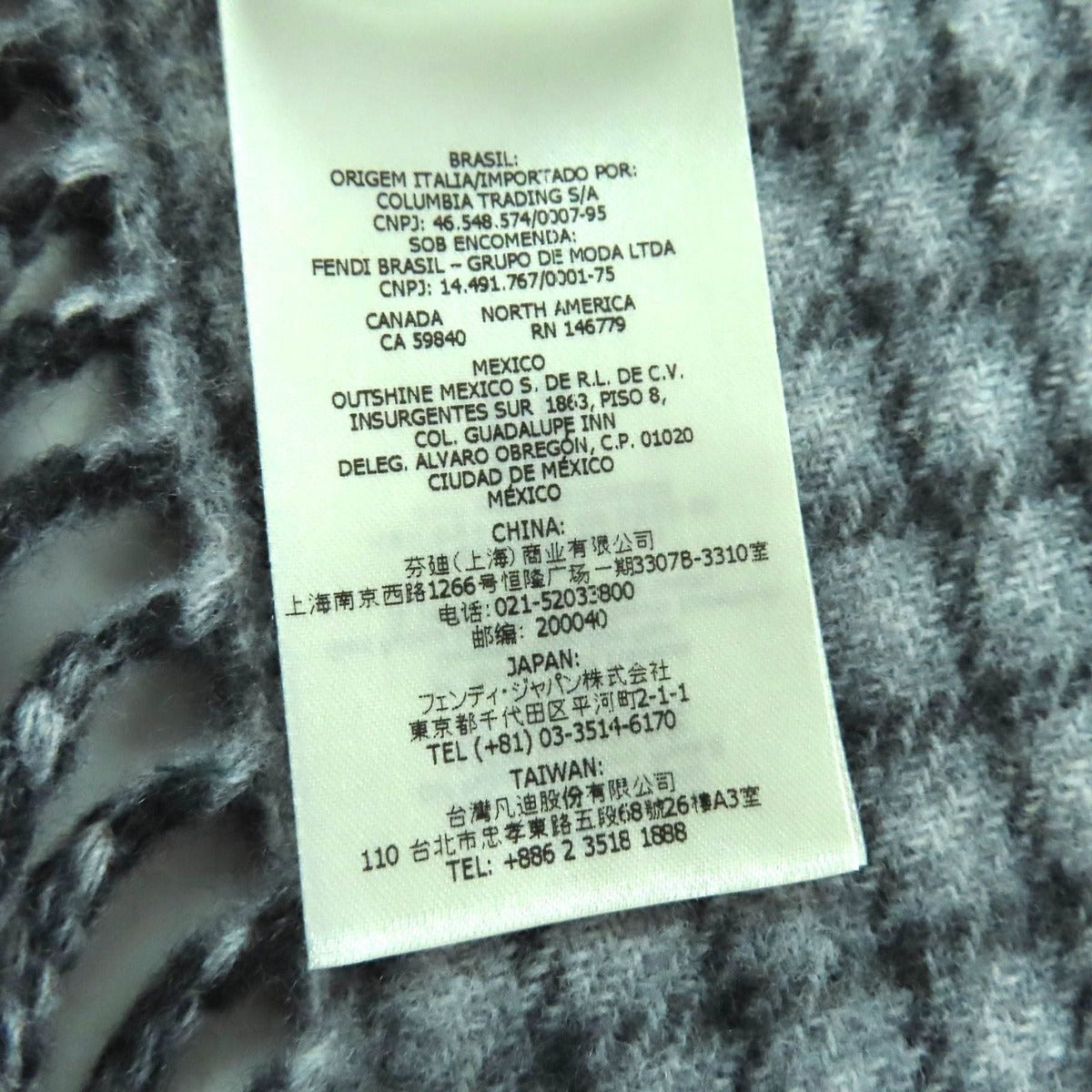 Fendi Fxt334 Wool Cashmere Blend Logo Design — view 9