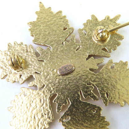 CHANEL Vintage 01A Metal Coco Mark Snowflake Brooch Beige Made In France Ladies