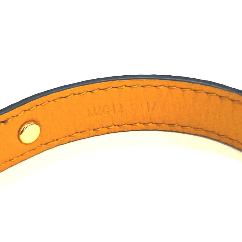 Louis Vuitton Escential V : A3140