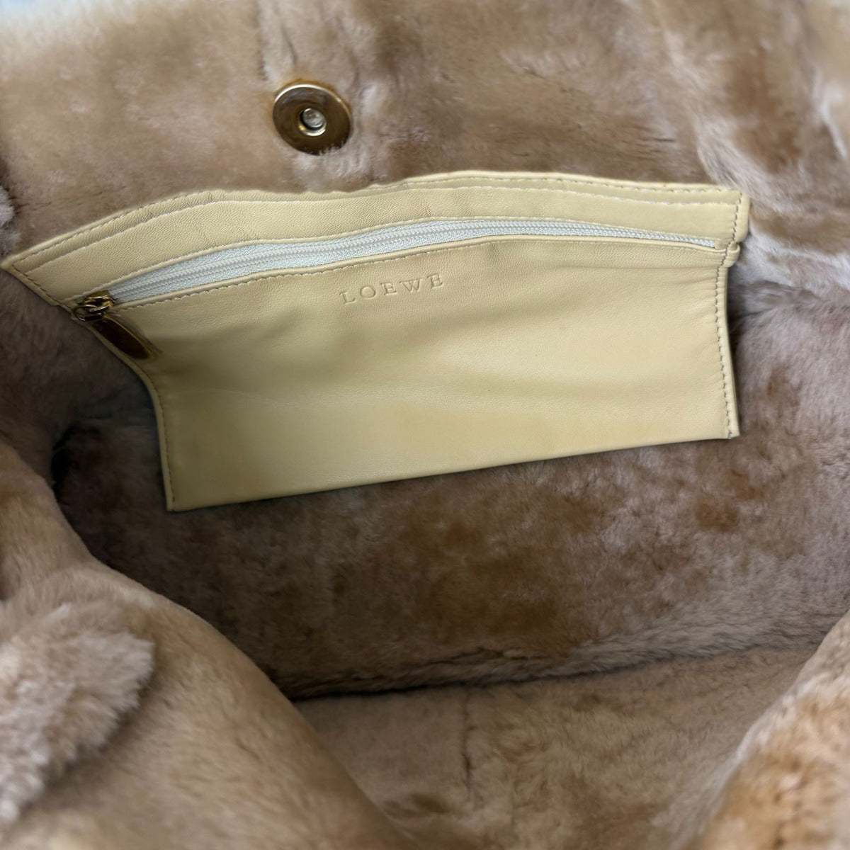 Loewe Anagram Handbag Beige Mouton Suede Vintage — view 14
