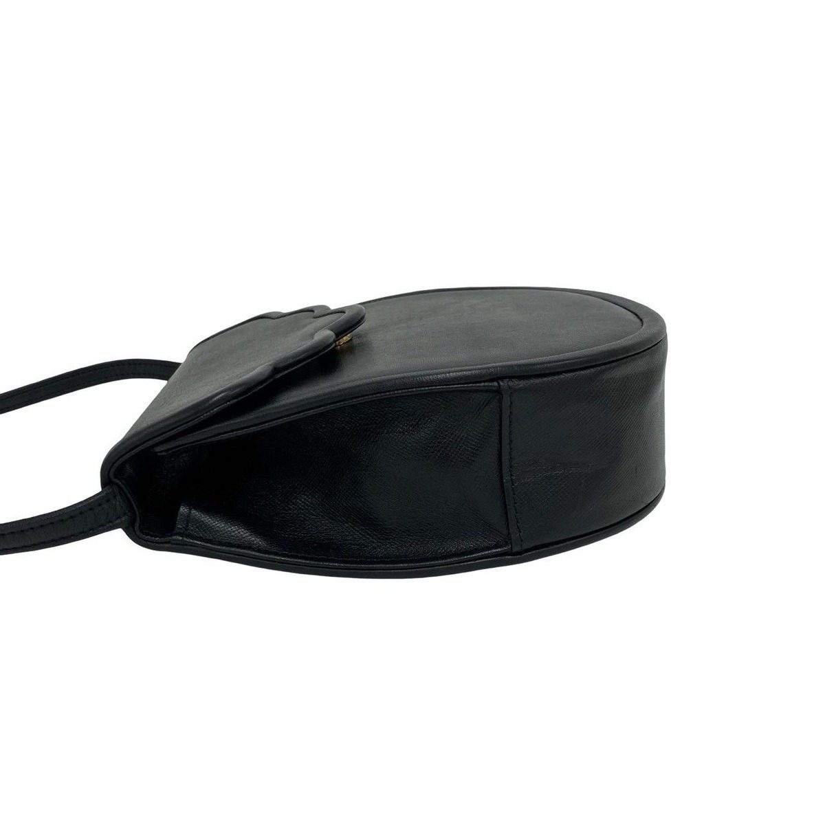 Saint Laurent Yves Vintage Leather Scallop Shoulder Bag Black — view 5