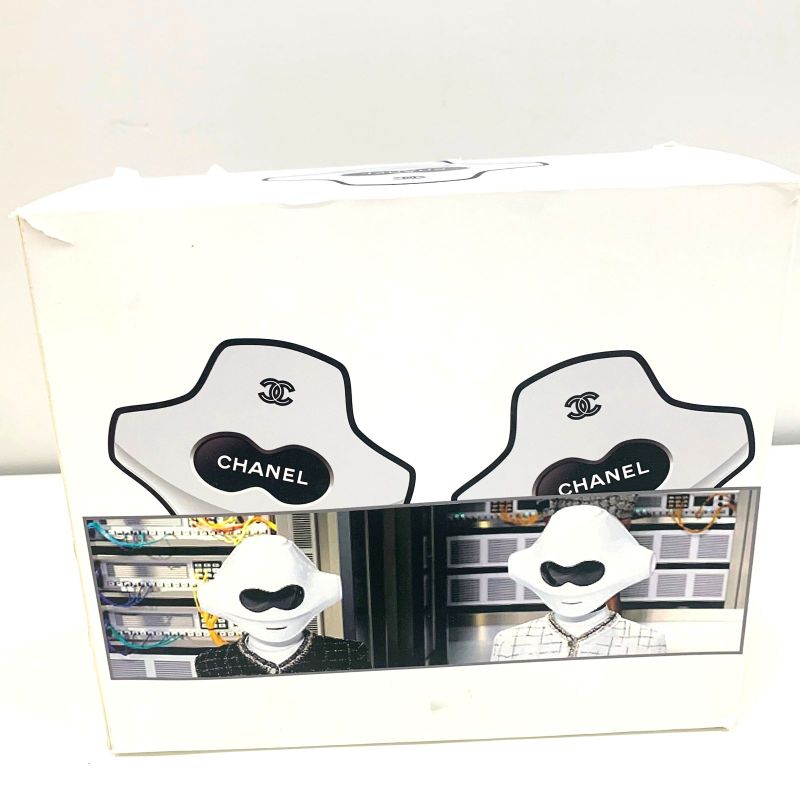 Chanel Chain Bag : X0426