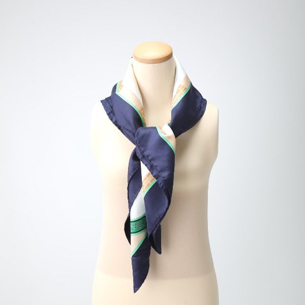 Hermes Carré 90 Carré 90 LES Haras Nationaux Scarf Hermes Navy