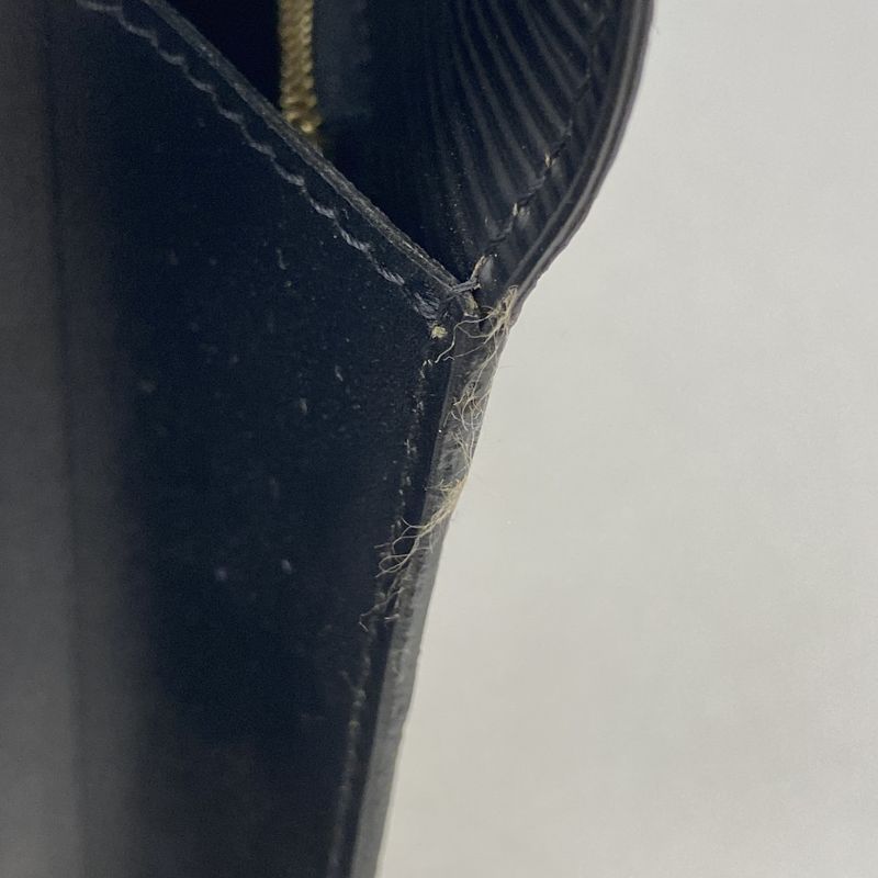 Louis Vuitton Epi Pochette Série Dragonne M52762 Noir Black Men's