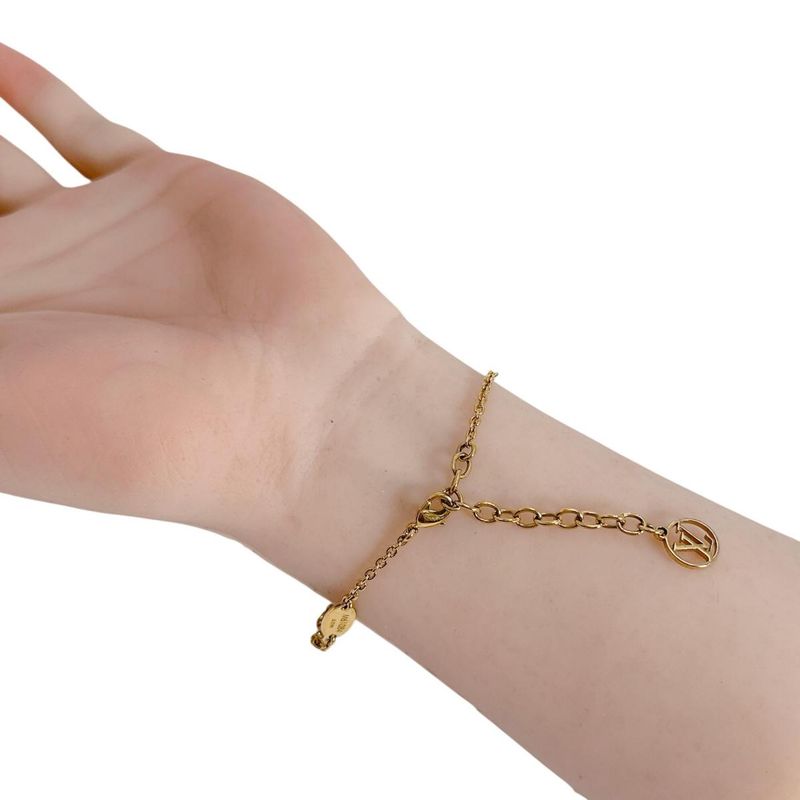 Louis Vuitton M61084 Bracelet Escential V Bracelet Louis Vuitton Gold