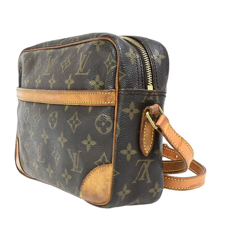 Louis Vuitton Shoulder Bag Trocadero 27 Monogram Leather M51274 30bs153