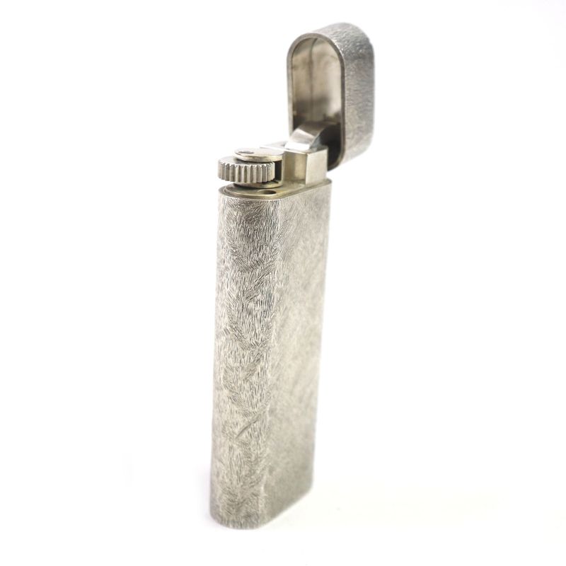Cartier Oval All-over Roller Gas Lighter Silver Swiss Made Men's Ignition