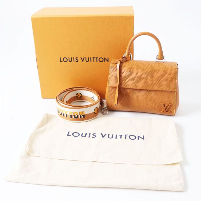 Louis Vuitton M58931 Cluny Mini Epi 2-way Hand/shoulder Bag Golden