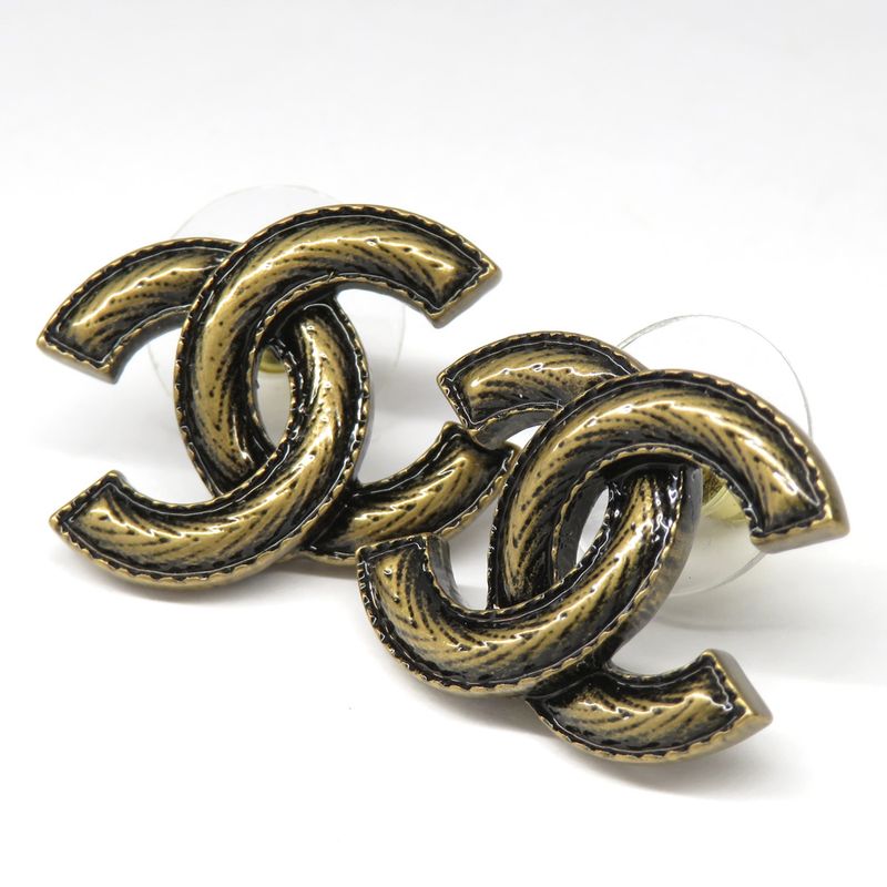 Chanel Earrings Metallic Coco Mark Abe557b18604 A24 Gold Vintage Design