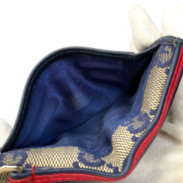 Gucci 135592 Sherry Line Fold Gauthenticity Card Case Pass Case Business Card