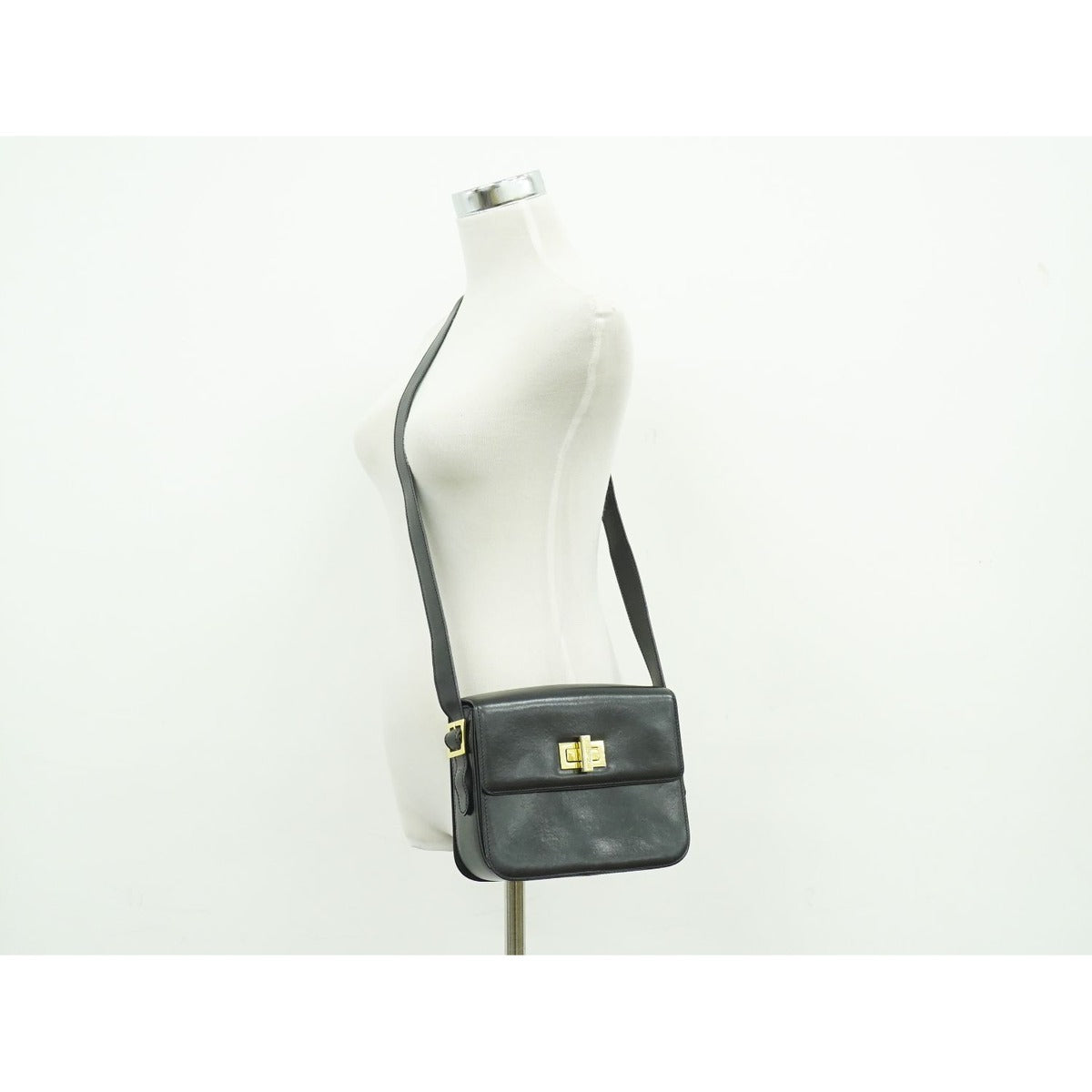 Celine Leather Shoulder Bag Pochette Black — view 6