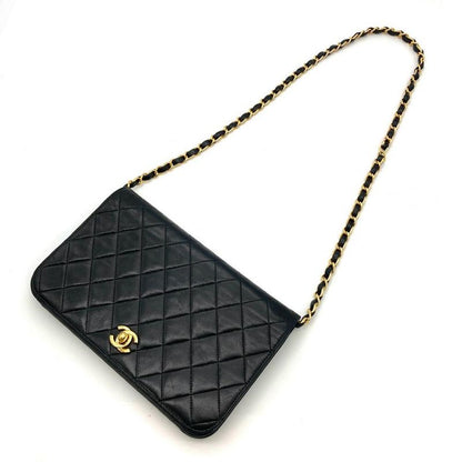 Chanel Matelasse Chain Shoulder Bag Lambskin Black Gold Hardware