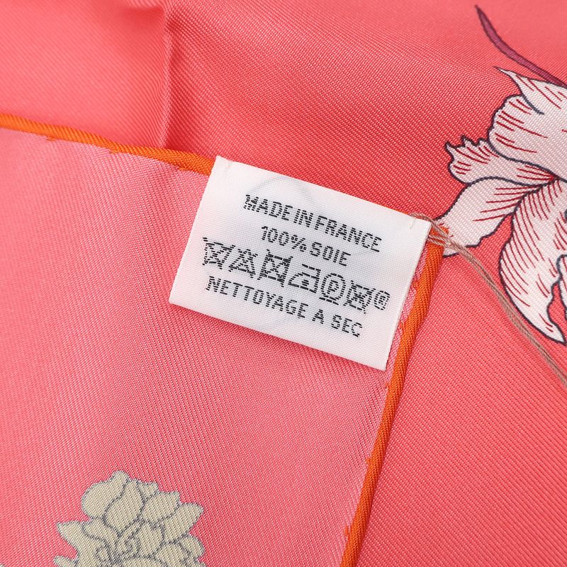 Hermes Scarf Carré 90 Carre Silk Rose Lipstick Viourose and Cream [robe Legere