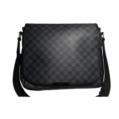 Louis Vuitton Damier Graphite Daniel Leather Shoulder