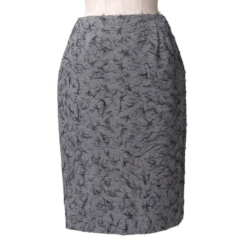 Christian Dior Skirt Size 42 Tight Knee Length Embroidery All Over Pattern