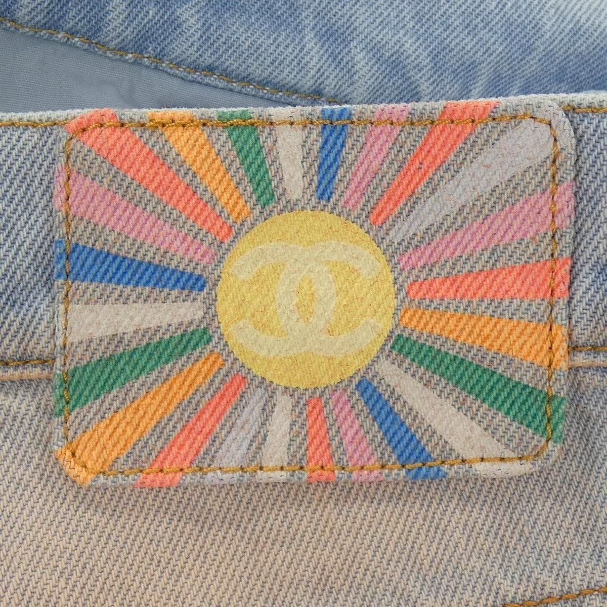 Chanel Size 38 Jeans — view 7