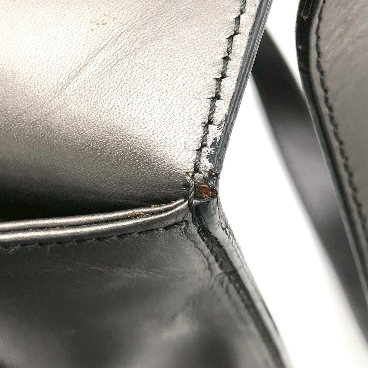 Gucci 001 Shoulder Bag Leather Gray — view 8