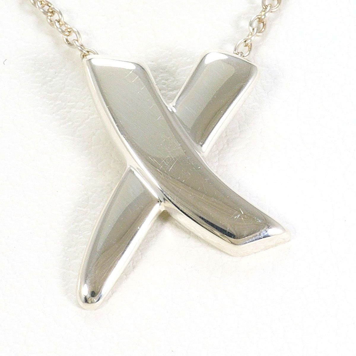 Tiffany & Co Kiss Necklace