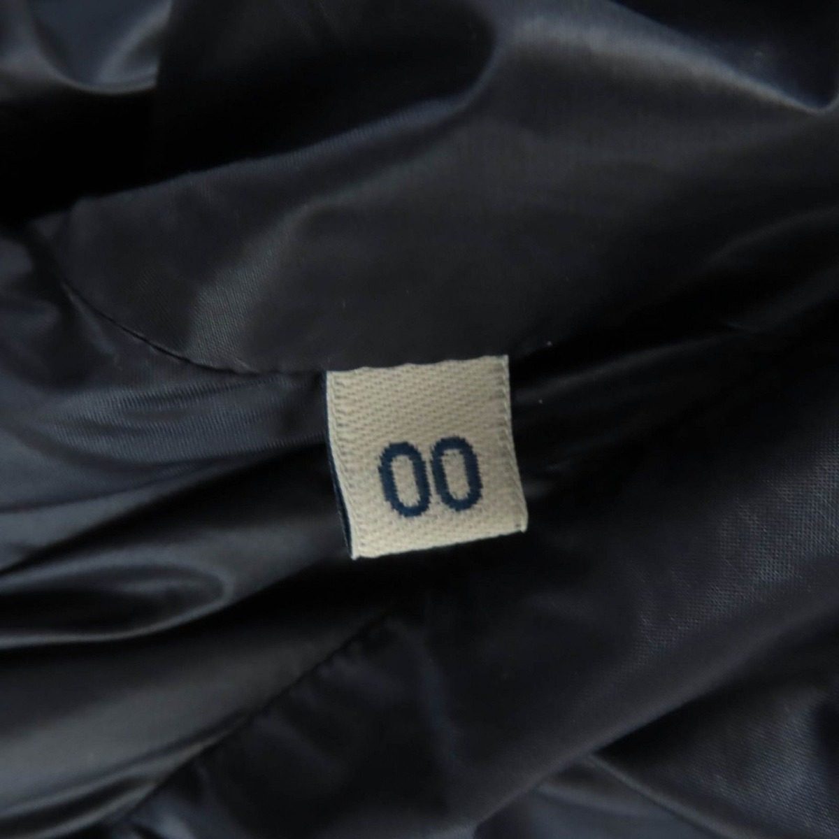 Moncler Hermine Logo Patch Hooded Down Coat Navy 00 Hanger Garment — view 10