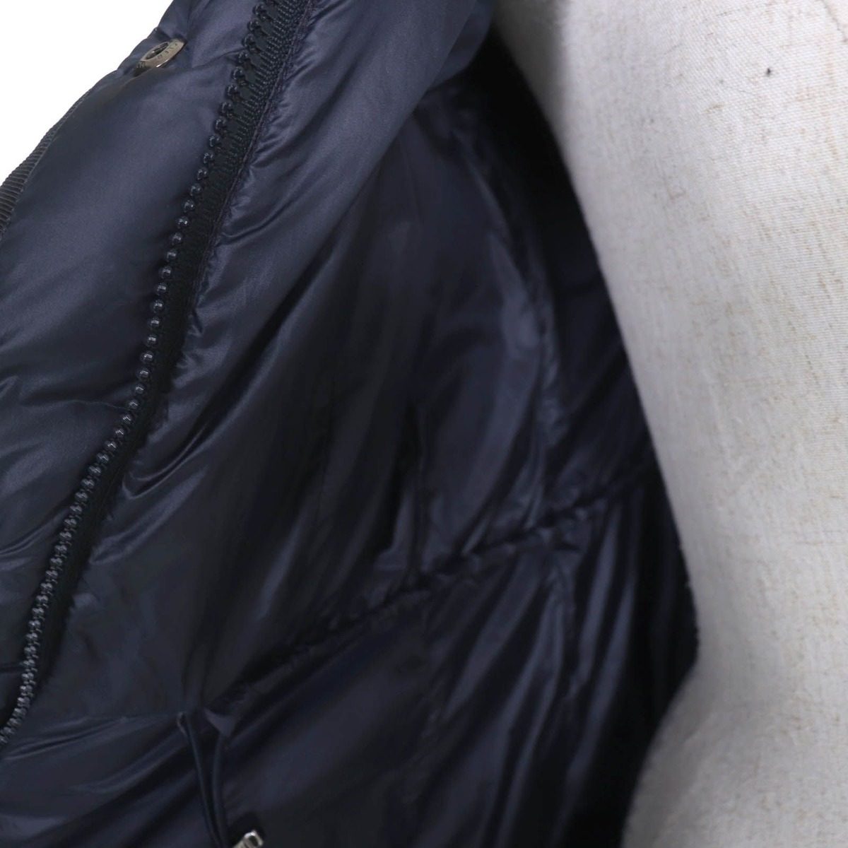 Moncler Hermine Logo Patch Hooded Down Coat Navy 00 Hanger Garment — view 5