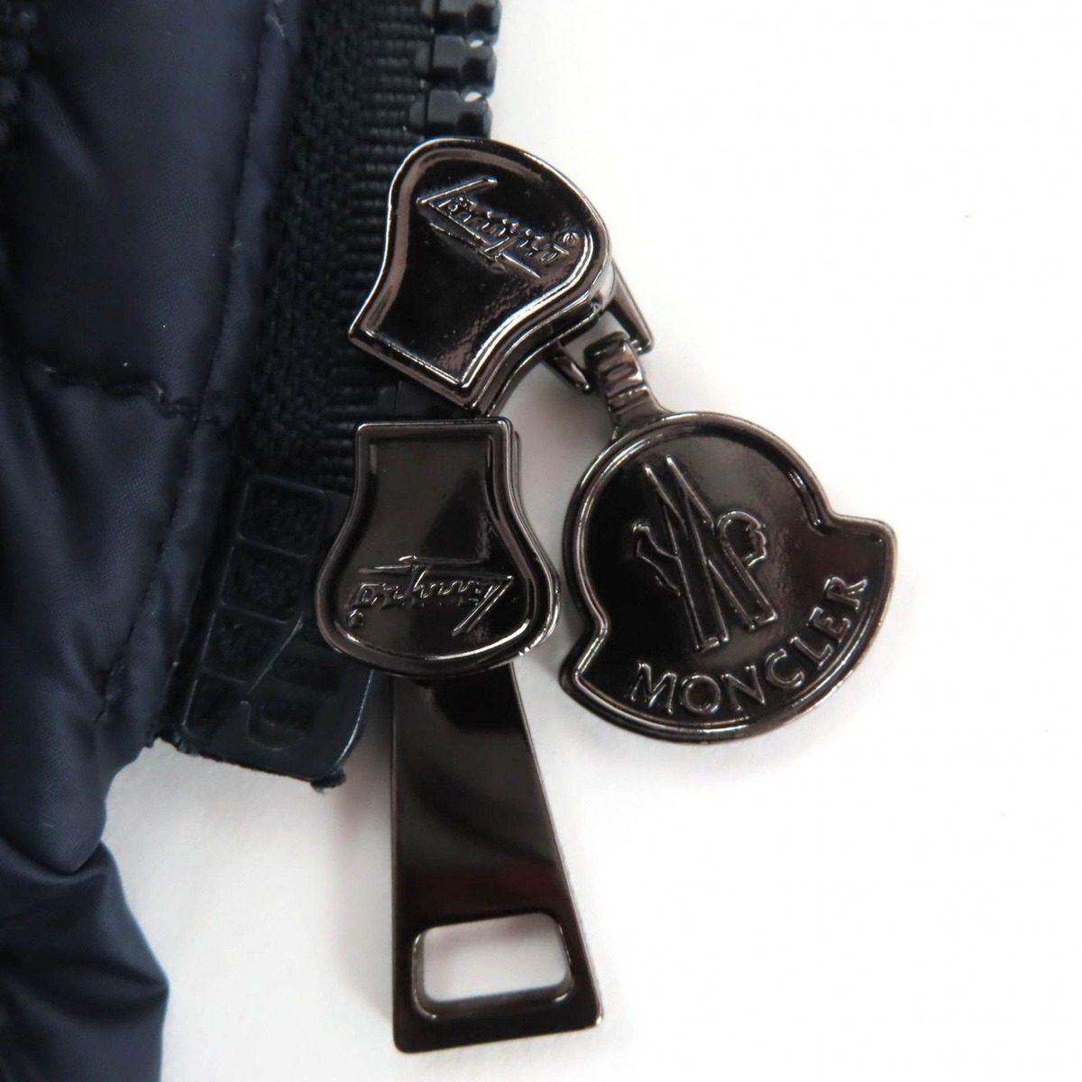 Moncler Hermine Logo Patch Hooded Down Coat Navy 00 Hanger Garment — view 8