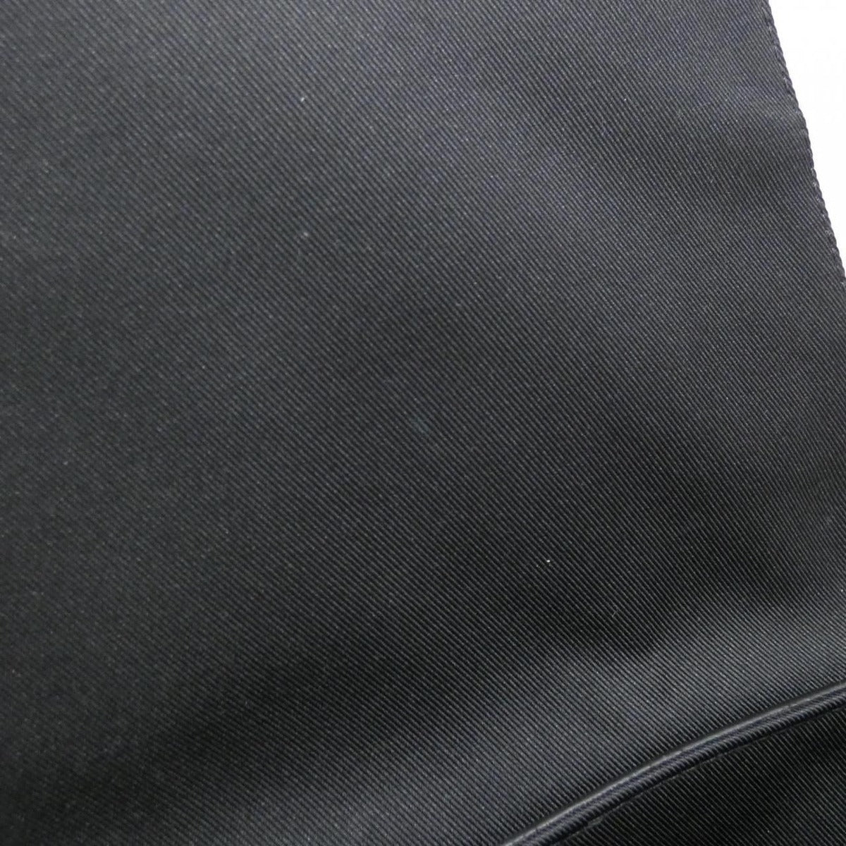 Louis Vuitton Monogram Drip Besace Tokyo Shoulder Bag — view 8