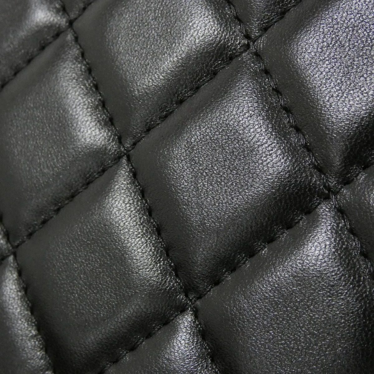 Chanel Bag Handbag Black — view 5