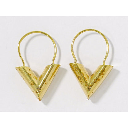Louis Vuitton LV Essential Hoop Earrings Gold Plated — view 2