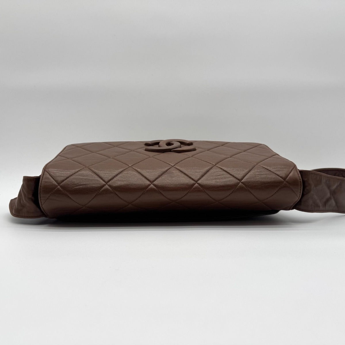 Chanel Shoulder Bag Quilted Lambskin CC Logo Brown Leather — view 5