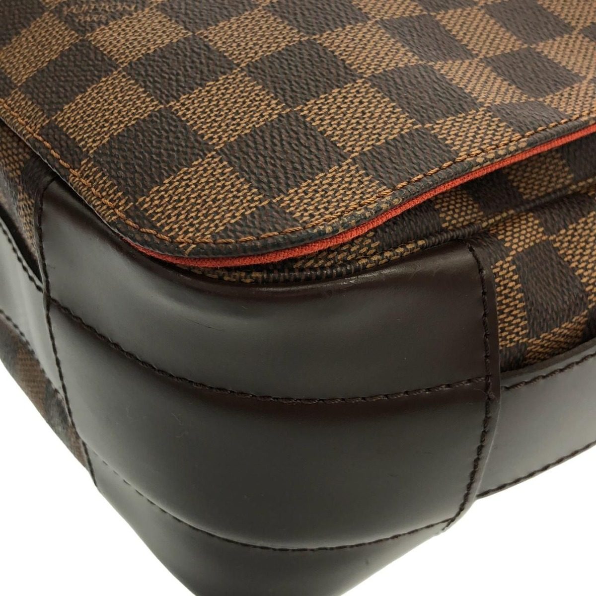 Louis Vuitton Damier Bastille Shoulder Bag — view 3