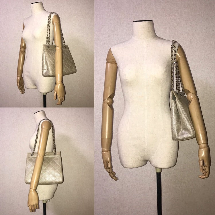 Chanel Shoulder Bag — view 9