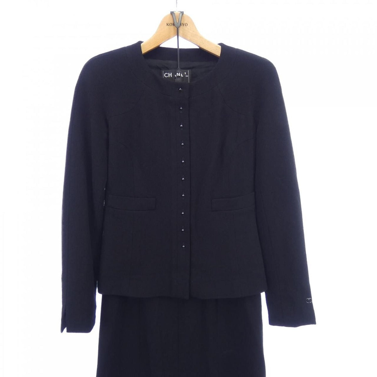 Chanel 02 a Suit Vintage