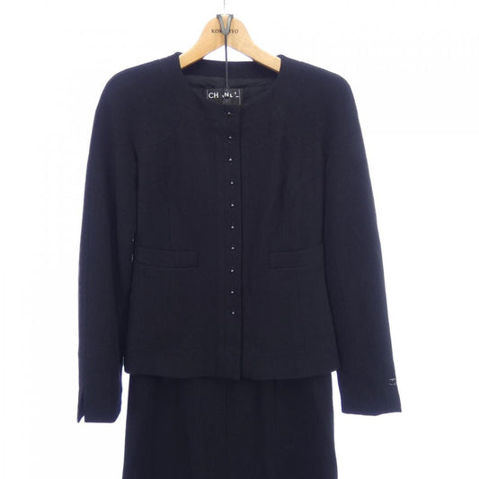 Chanel 02 a Suit Vintage