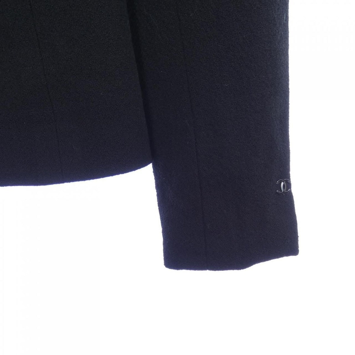 Chanel 02 a Suit Vintage — view 6