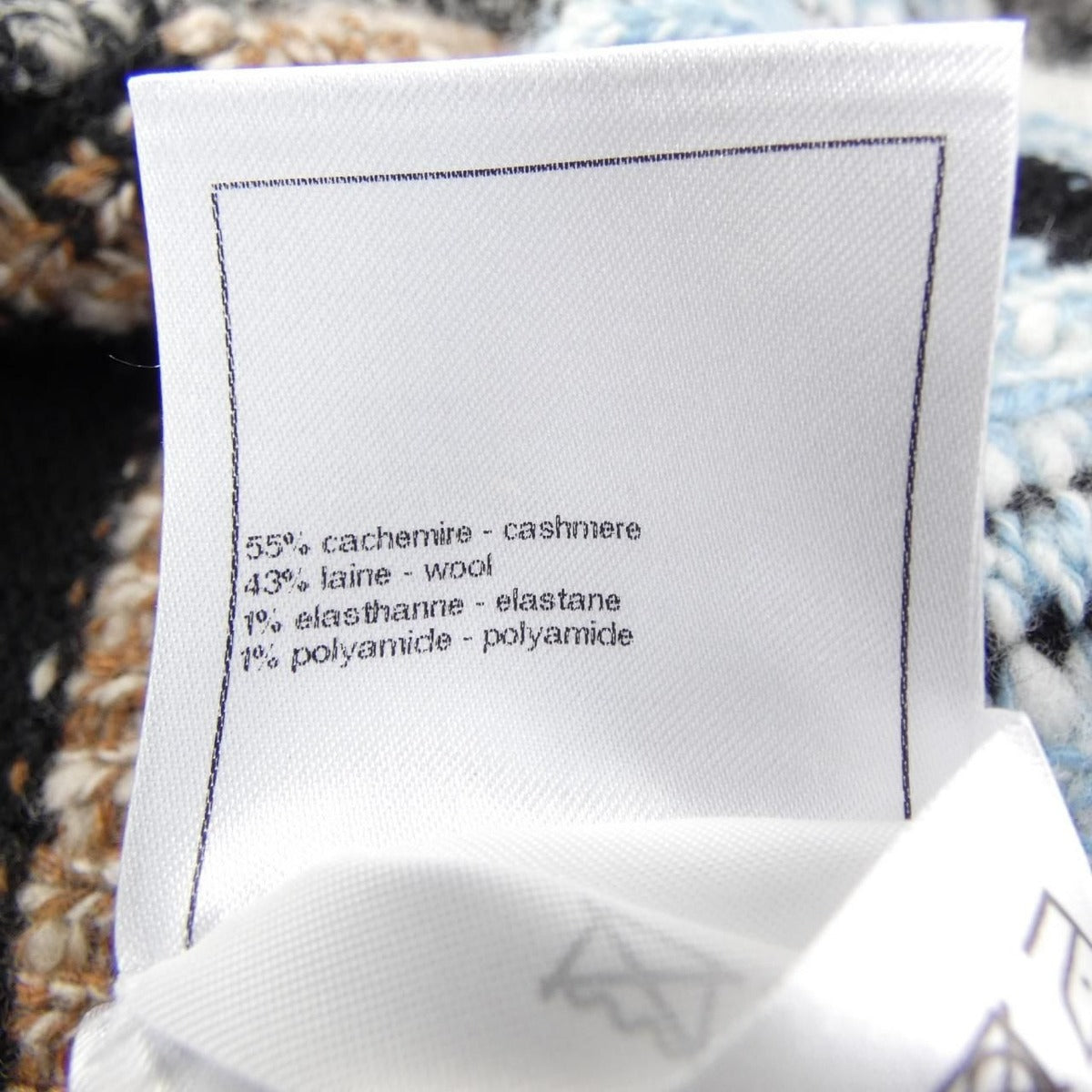 Chanel Code Knit Cashmere Black — view 3