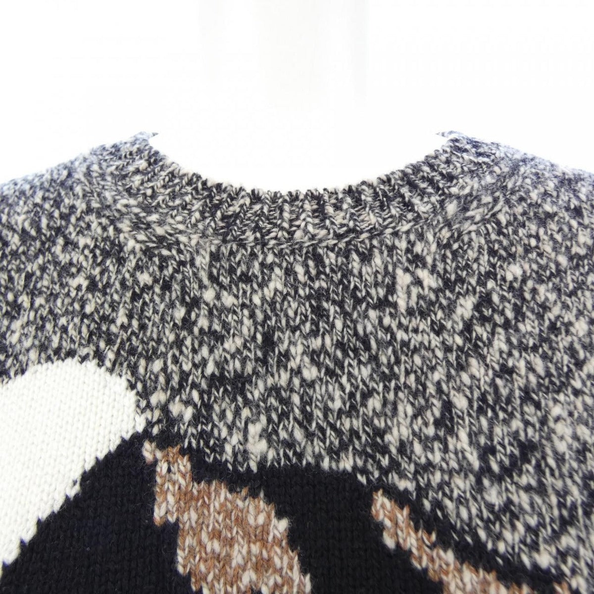 Chanel Code Knit Cashmere Black — view 6