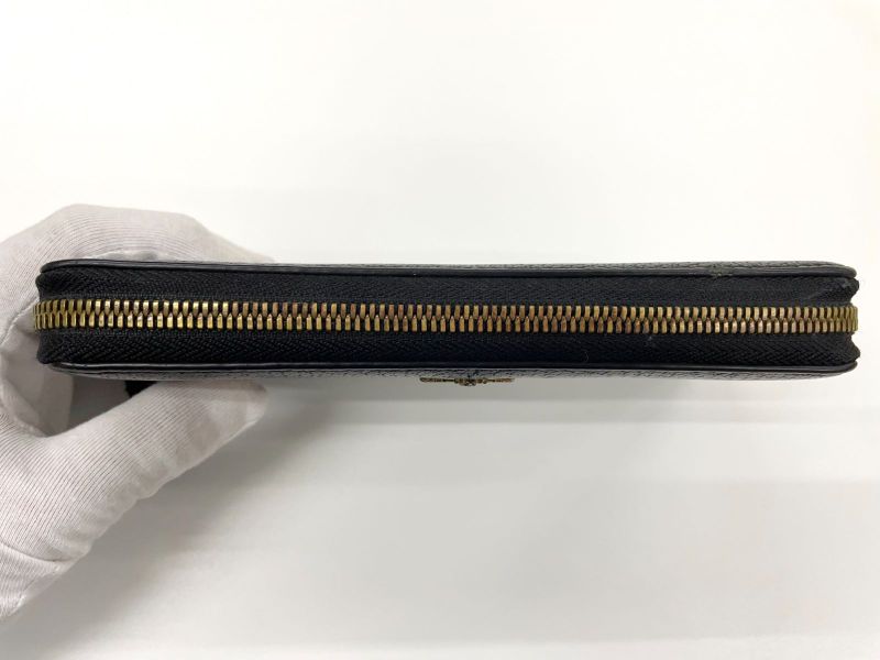 Gucci Animalier Bee Leather Zip Around Wallet Round Zipper Bee Long Wallet