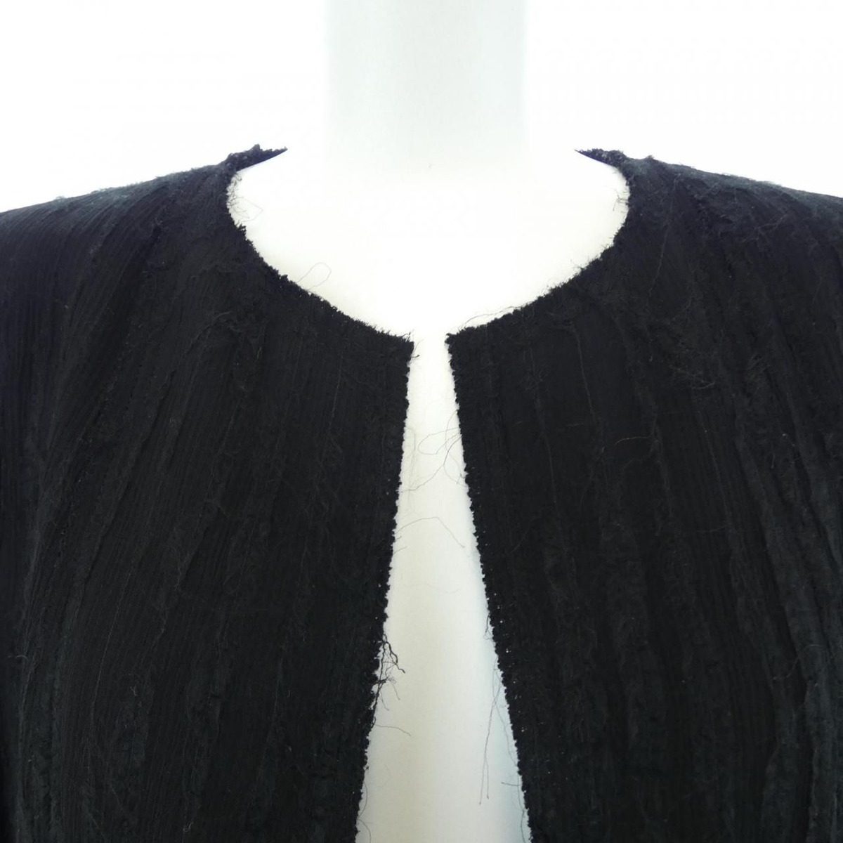 Chanel Vintage Collarless Jacket — view 5