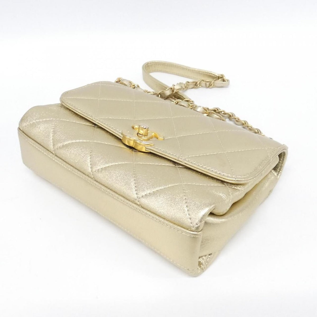 Chanel As3240 Shoulder Mat Bag — view 3
