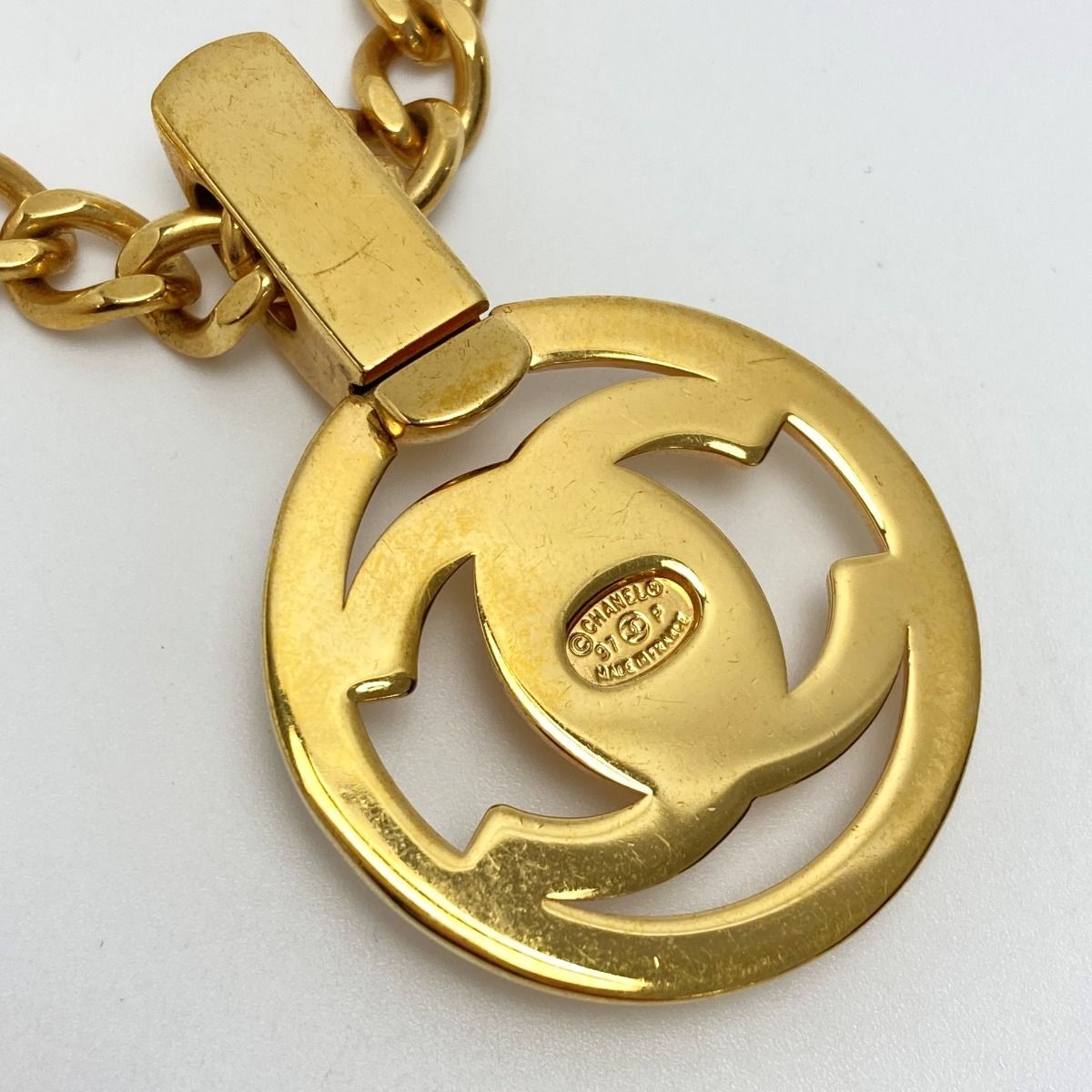 Chanel Cocomark Round Turnlock Necklace 97p Gold GP