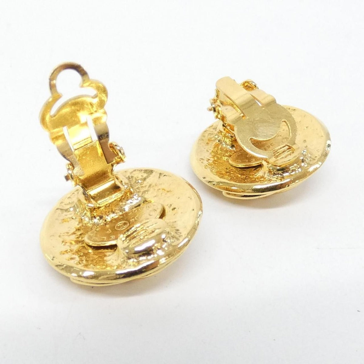 Chanel Vintage Earrings Gold — view 5