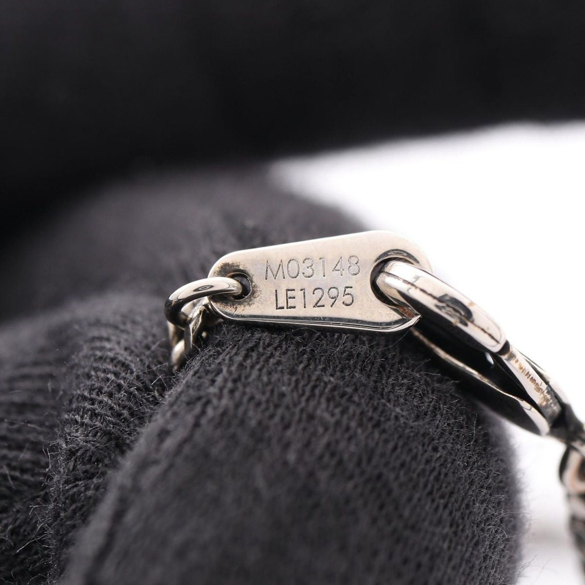 Louis Vuitton Necklace LV Yours Chain Stainless Steel — view 5