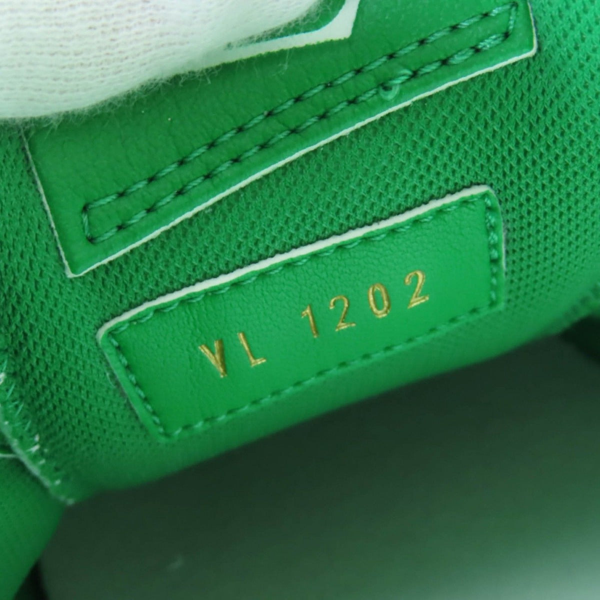Louis Vuitton Charlie Line LV Logo Leather Low Cut Sneakers White Green 37 Made — view 12