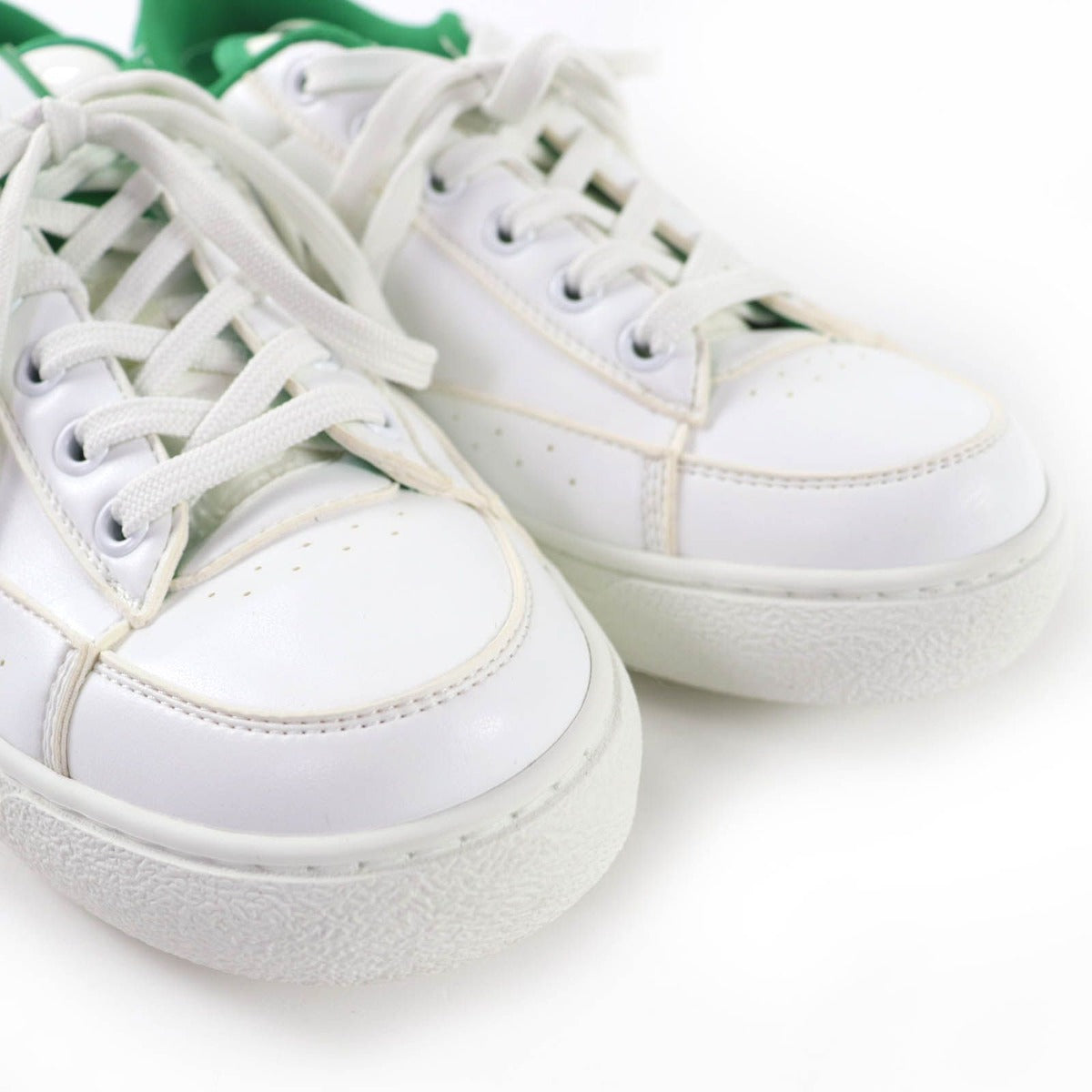 Louis Vuitton Charlie Line LV Logo Leather Low Cut Sneakers White Green 37 Made — view 7