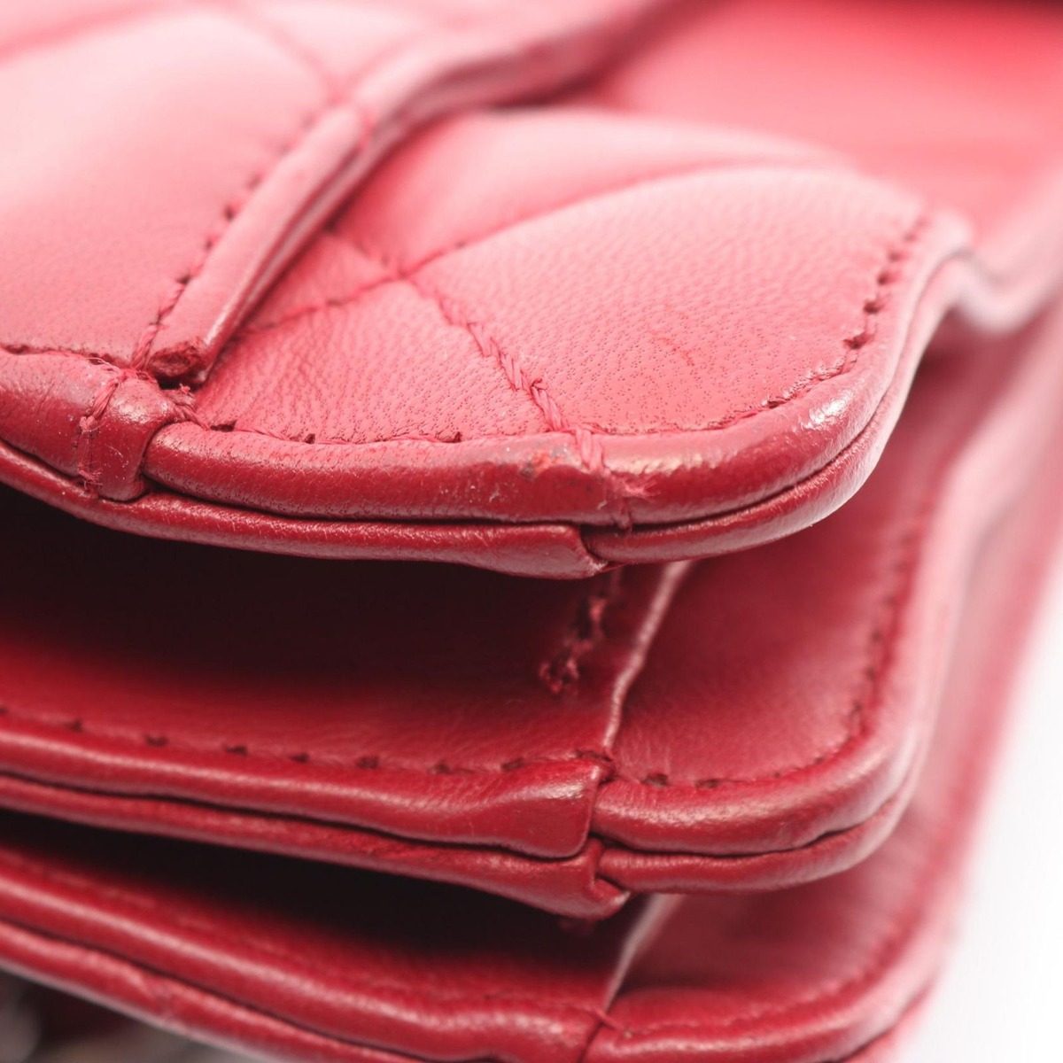 Chanel Shoulder Bag Quilted Red Lambskin 2.55 Chain — view 6